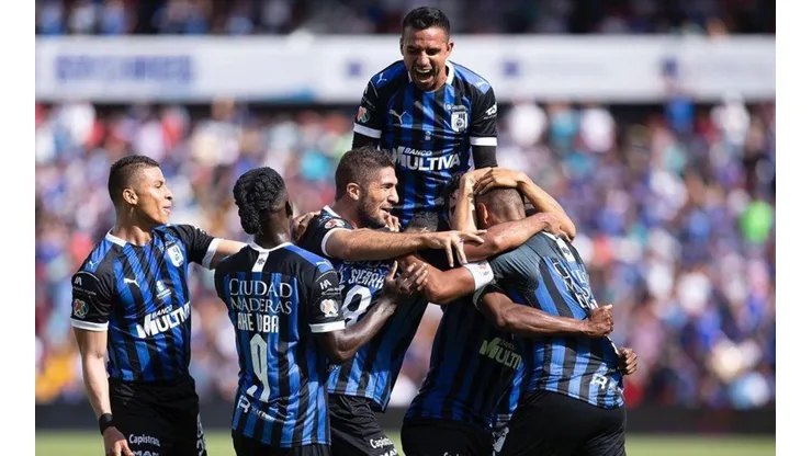 El líder menos esperado: Querétaro venció en la última jugada al Pachuca y alcanzó la cima de la tabla