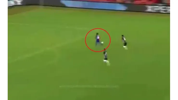 El golazo de Usain Bolt.