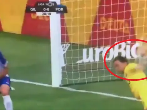 Increíble doble atajada de Agustín Marchesín en Porto