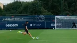 Cavani vio el golazo que hizo Mbappé en la práctica y quiso copiarlo... pero quedó en ridículo