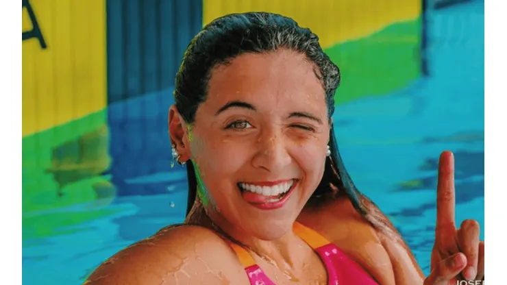 Mientras cosecha oros, Delfina Pignatiello intercambia mensajes románticos con un basquetbolista