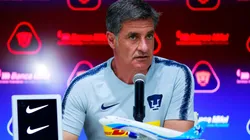 La afición de Pumas se descargó contra Míchel
