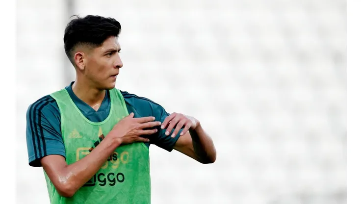 A Edson se le despeja el camino: se fue Schöne