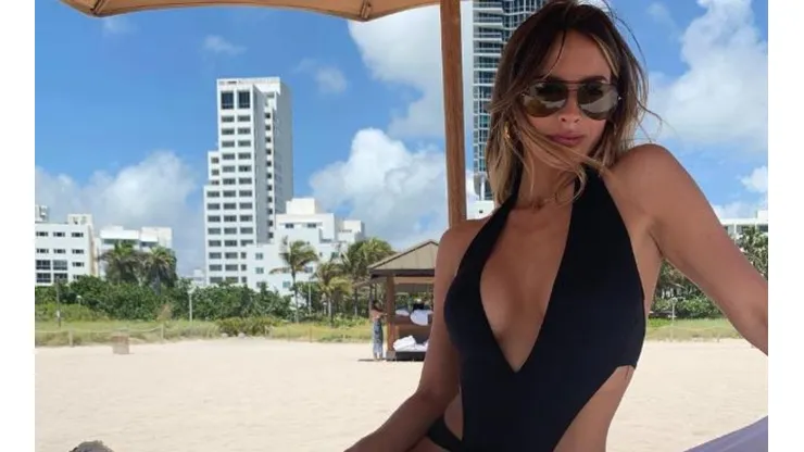 Agarraron a besos a Shannon de Lima y no fue precisamente James Rodríguez