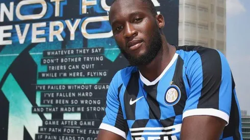 Romelu Lukaku con la camiseta de Inter de Milán.