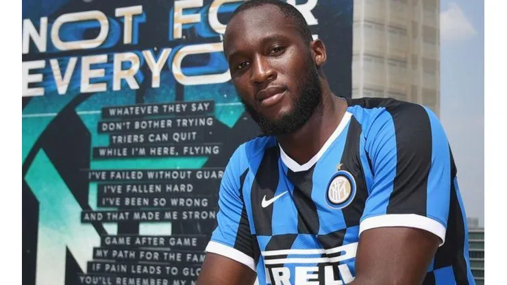 Romelu Lukaku con la camiseta de Inter de Milán.