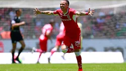Salinas festeja su gol frente al América, por el Clausura MX 2019.