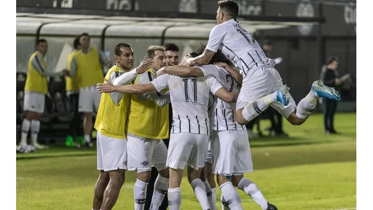 A qué hora juega Nacional vs. Libertad por la Liga de Paraguay