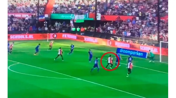 Gol de Sinisterra.