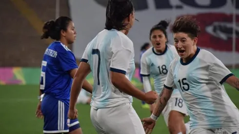 Argentina vs. Colombia por los Juegos Panamericanos en fútbol femenino.