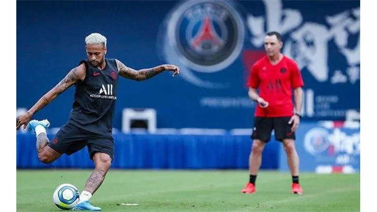 Sonríe Real Madrid: PSG bloqueó al Barcelona en las negociaciones por Neymar