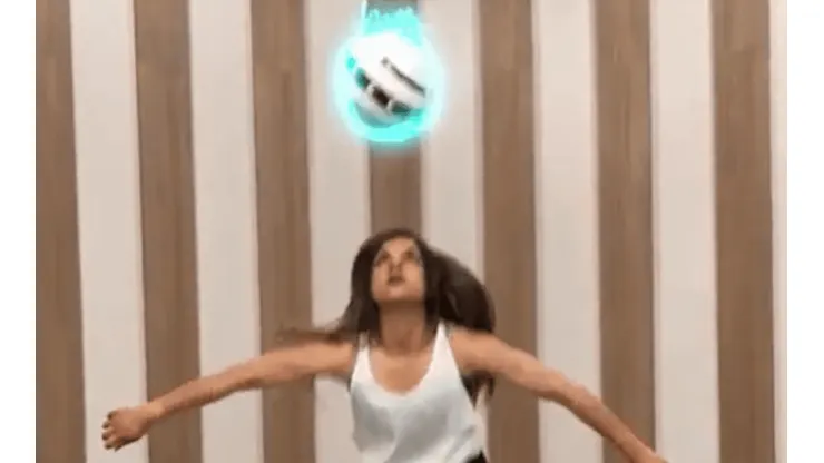 Águila poderosa: Viviana Michel mostró en instagram que sabe cómo hacer magia con el balón