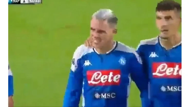 Mitad de Callejón y mitad de Umtiti: Napoli le empató rápido al Barcelona