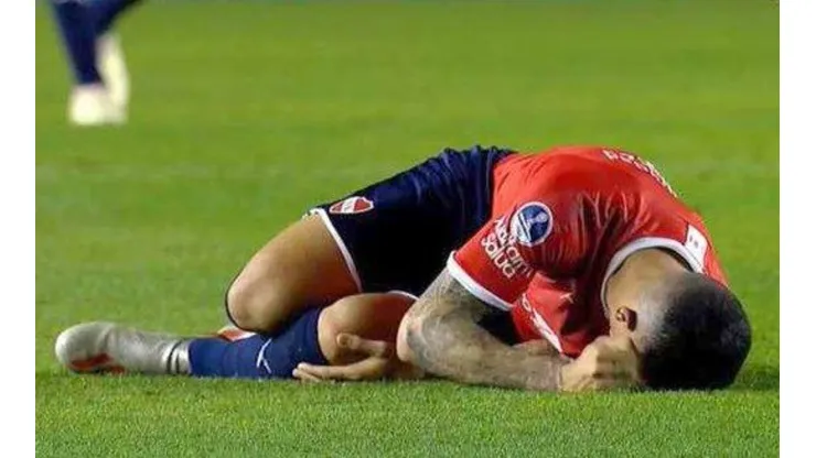 Jugó ayer con Independiente, salió reemplazado y hoy se confirmó que se rompió los ligamentos