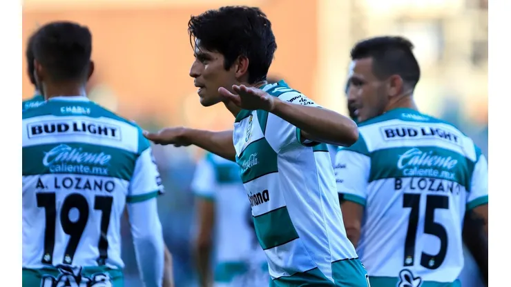 Los jugadores de Santos festejan uno de los goles ante Juárez por el Clausura MX 2019.