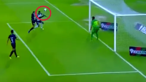 Vangioni lo igualó de cabeza para Monterrey