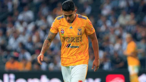 Salcedo se rió de los rumores que lo ubican fuera de Tigres