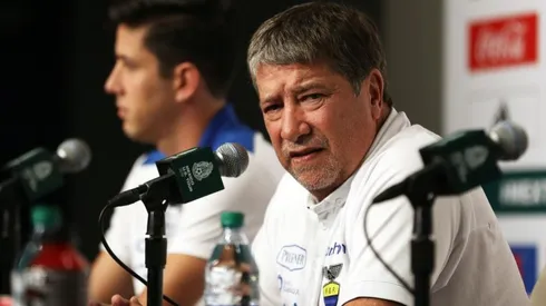 A la FEF le costará más de un millón de dólares el despido del Bolillo Gómez