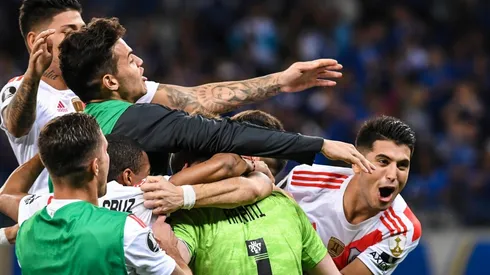 Milan siguió a un jugador de River en el último partido de Libertadores