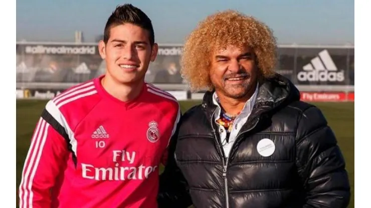 James Rodríguez junto al 'Pibe' Valderrama.