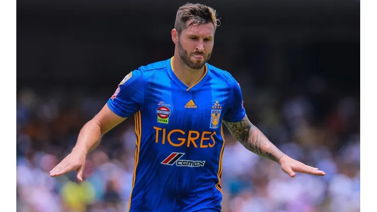 Gignac jugando para Tigres.