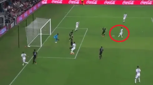 ¡Lo fusiló! Marco Fabián marcó un gran gol para Philadelphia