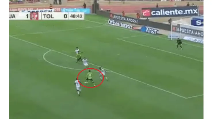 ¡El golazo de Sagal para marcar el segundo ante Toluca!