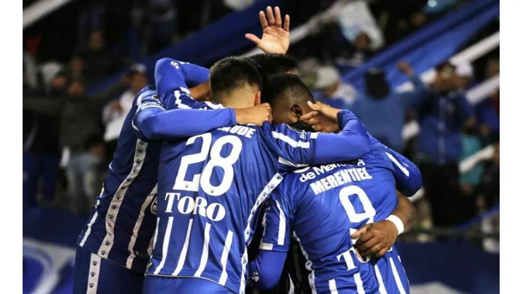 Godoy Cruz recibe a Arsenal por la Superliga.