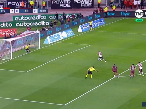 Gallardo lo mata: De la Cruz la picó ¡y Rossi le atajó el penal sentado!