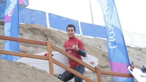 Mesinas tiene 23 años y nació en Piura, Perú.