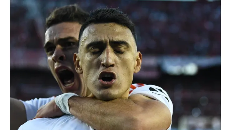 El festejo de Matías Suárez y Rafael Borré.