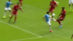 Asistencia mágica de Silva y gol de Sterling para poner en ventaja al City sobre Liverpool