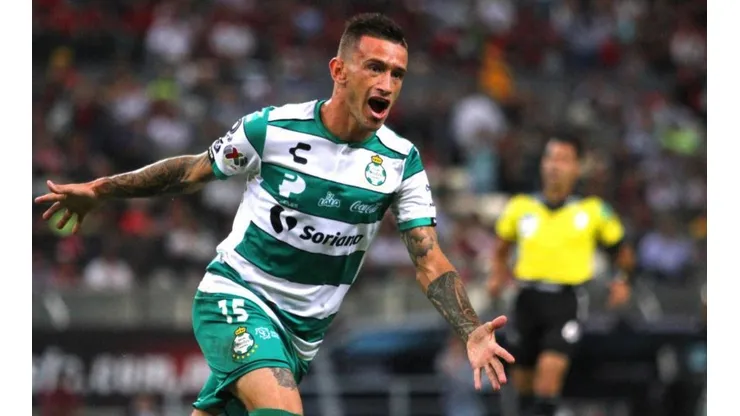Los fanáticos de Santos Laguna están fascinados con el rendimiento de Brian Lozano
