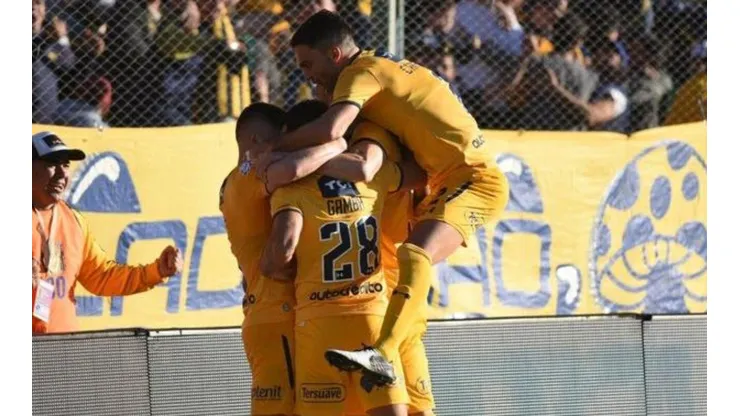 Rosario Central jugó bien, le ganó a Talleres y tiene arranque perfecto en la Superliga