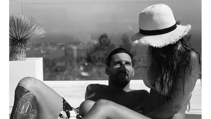 Foto de Antonela y Messi.