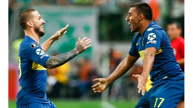 Benedetto y Ábila festejando un gol de Boca.