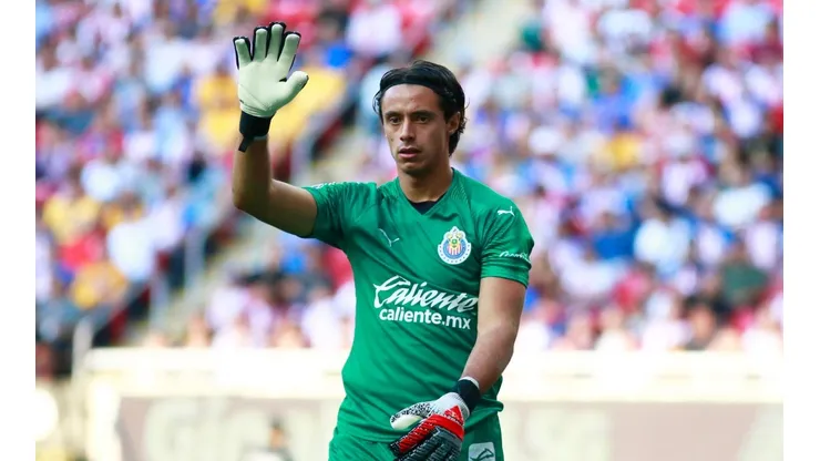 Los aficionados de Chivas explotaron contra Toño Rodríguez en las redes