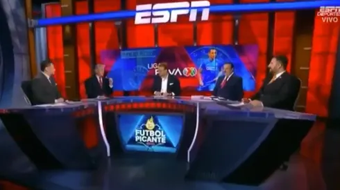 ¡Avísenle que está al aire! Rafael Puente llamó cabrón a un jugador de Cruz Azul en pleno programa