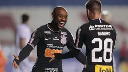 Corinthians también fue superior en Uruguay y eliminó a Wanderers
