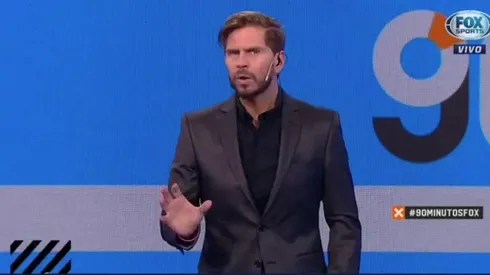 Vignolo abrió su programa indignado por la salida de Nández y se la pudrió toda al Cagliari