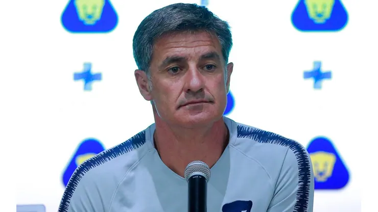 Míchel Gonzalez, en conferencia de prensa.