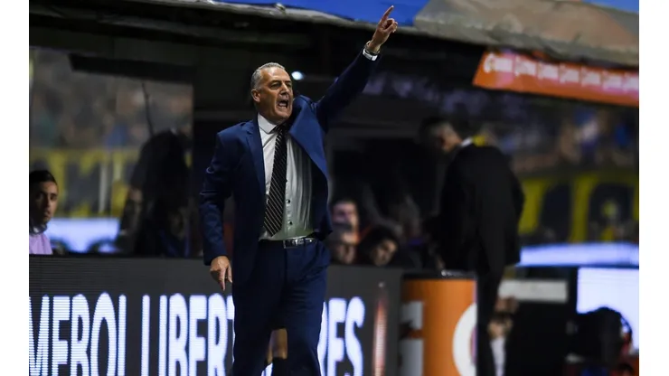 Alfaro y todo Boca ya piensan en la altura de Quito