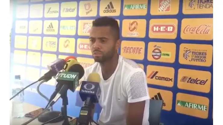 Rafael Carioca, indignado con el horario elegido para el encuentro entre Pumas y Tigres