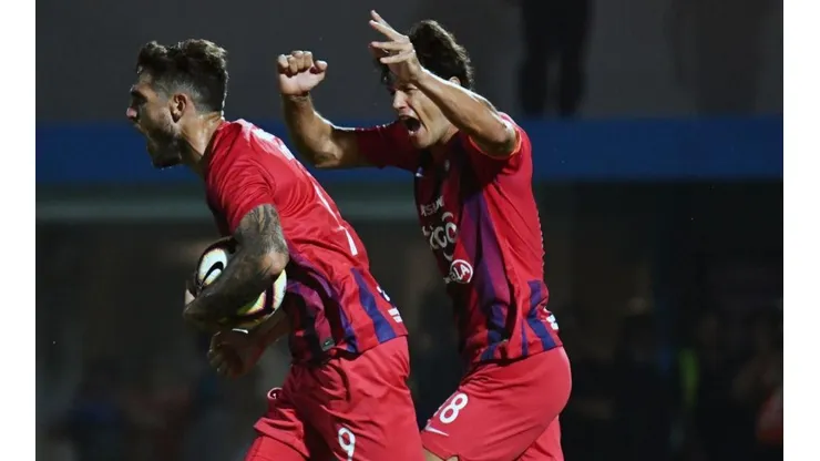 A CUARTOS. Cerro Porteño lo dio vuelta y clasificó de ronda (Foto: Getty).