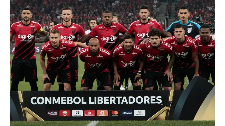 Athletico Paranaense en el partido de ida.