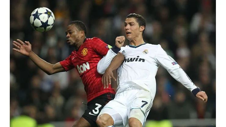 Patrice Evra y Cristiano Ronaldo, ya como rivales.