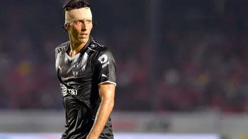 A Janssen lo recibieron con flores en Monterrey y a De Nigris no le gustó nada