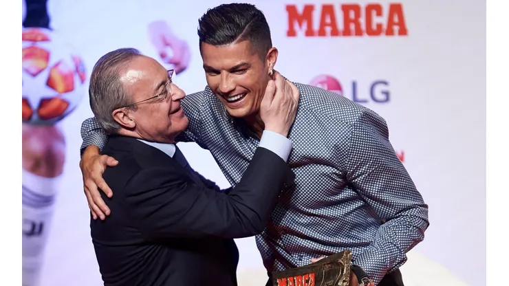 Periodista español se hizo el enigmático con la vuelta de Cristiano al Real Madrid y terminó trolleado