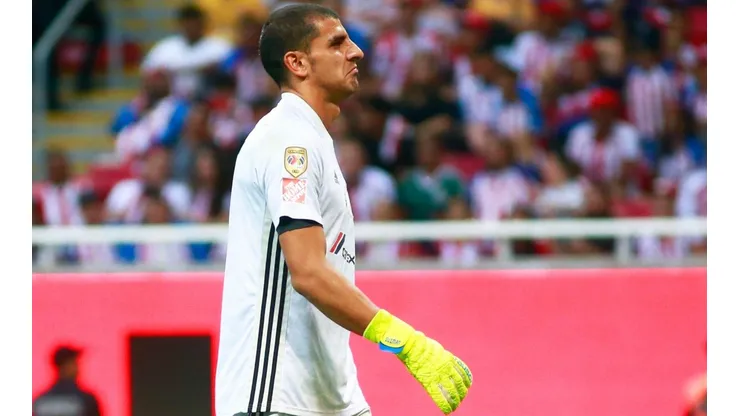 Guzmán, en lo que fue la derrota 2-0 de Tigres ante Chivas.