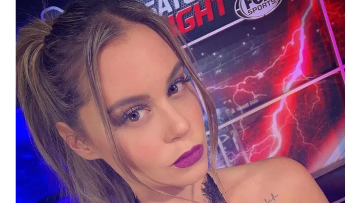 Vero Laguera se mostró en el Estadio Universitario siguiendo de cerca a Pumas